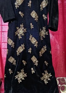 Last Offer 799🎉Velvet Kadhai Suit With Dupatta🎉