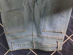 Stylish Light Wash Denim Jeans