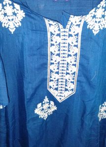 Elegant navy blue suit