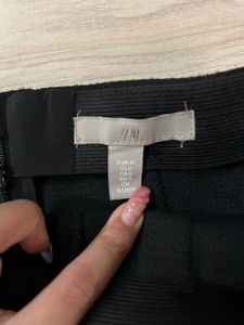 Black old money style skirt h&amp;m