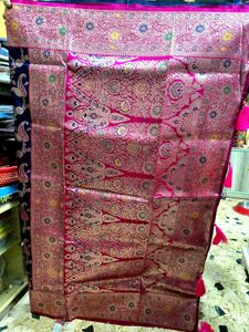 Elegant Navy Blue Paisley Benarasi Saree