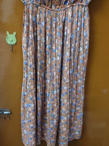 Chic Floral Print Pleated Dress