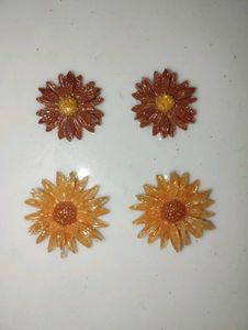 Floral Daisy Stud Earrings