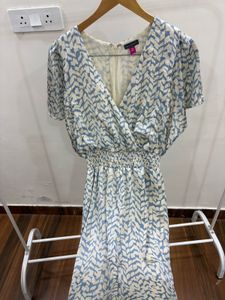 Abstract Silver Print Flutter Sleeve Midi Dress
