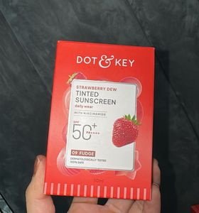 Dot & Key Strawberry Dew Tinted Sunscreen SPF 50