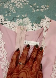 Chic Pink Lace Mini Dress