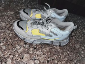 New Sports Shoes For Women