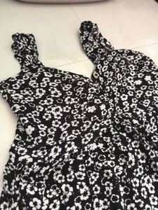 Cute black Floral Mini Dress