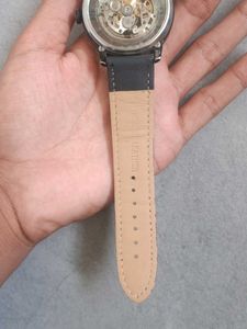 automatic watch movment rotor nahi he
