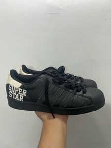Adidas Superstar Sneakers