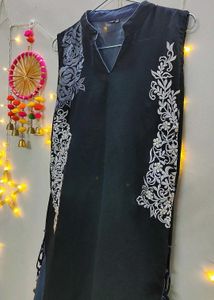 Chic Black Kurta with Draping