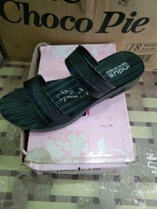 Stylish Black Wedge Sandals
