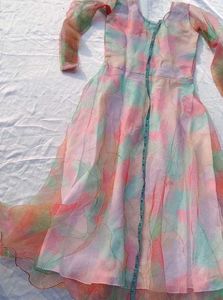 Beautiful Tie-Dye Kurta Set with Dupatta