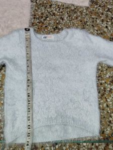 wool sweatshirt  puffy jaisi ... Combo