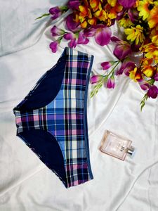 🇳🇿💫🎀H&amp;M Comfortable Plaid Briefs