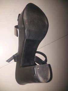 Women's Party Wear Heels.