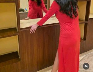 Chic Red Midi Dress