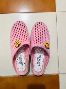 Cute Pink Smiley Face Slip-On Sandals