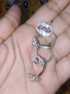 anti tanish 4 silver colour toe ring