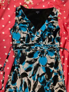 Blue Floral V-Neck Sleeveless Dress