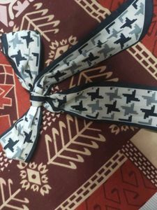 Stylish Patterned Scarf
