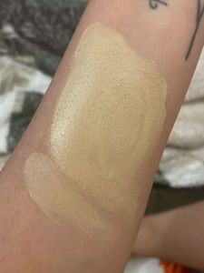 (30%) NYX Born to Glow Foundation