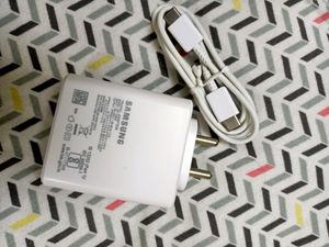 Samsung 45W PD Charger ( Type C -C )
