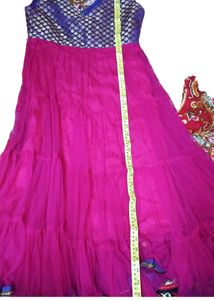 ✴️Price Drop ✴️Purple and Pink Beautiful Flared Ne