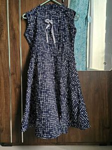 Stylish Blue &amp; White Printed Dress