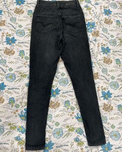 Black Skinny Fit Jeans