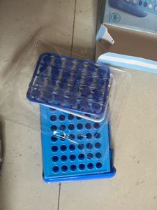 Mini Connect Four Game with Penguins
