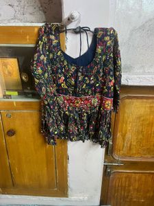 Beautiful Printed Kurta with skrit