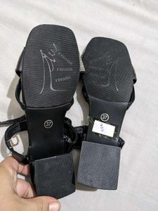 Sparkling Embellished blocks Size 37
