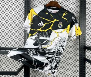 🔻PRICE DROP🔻MARVEL X REAL MADRID LIMITED EDITION