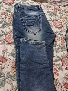 Stylish Blue Wash Denim Jeans Hardely use