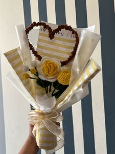 Handmade Heart &amp; Flower Bouquet