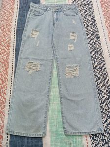Light blue beautiful Denim ripped...🫦Jeans