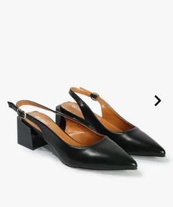 Chic Black Slingback Block Heels