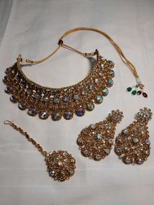 Elegant Indian Jewelry Set