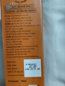 VLCC Vitamin C foam face wash