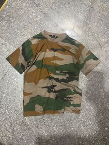 Camouflage Print slim fit T-Shirt