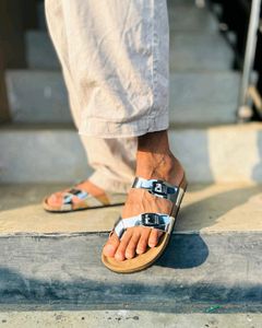 *BIRKENSTOCK TYPE GLOSSY SANDALS*