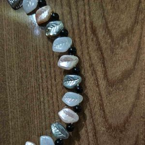 Beaded Leaf Choker Necklace