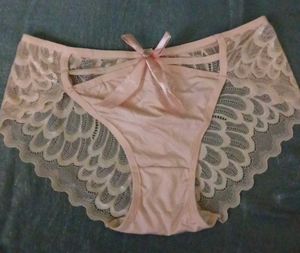 Lace Trim Briefs with Bow Detail