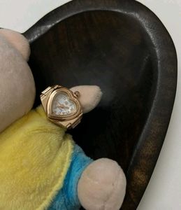Cute Heart &amp; Triangle Ring Watches