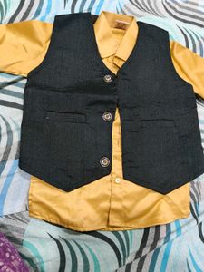 Black Short Sleeve jacket with gold Button-Up Shir