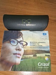 Dayal Optics Glasses Case & Crizal Cloth