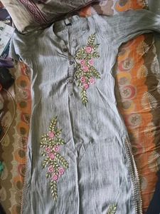 Embroidered Grey Kurta