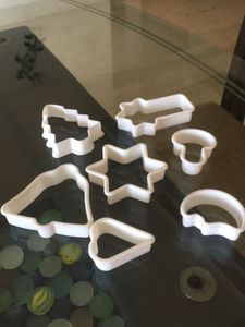 set of 7 cookie cutters in Christmas theme