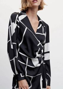 Geometric Print Wrap Dress